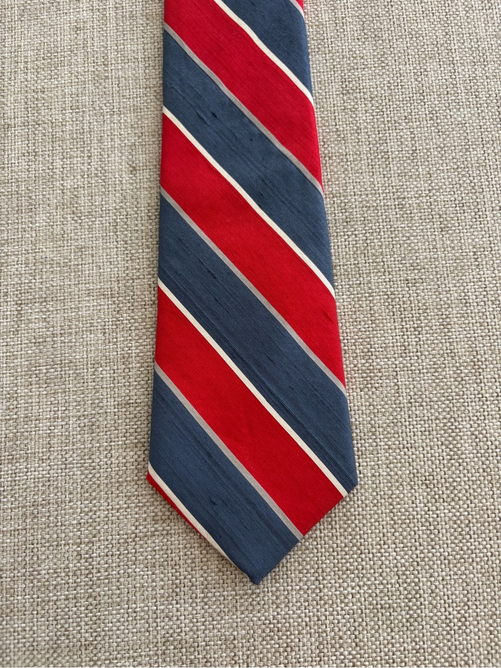 Christopher Hayes 100% Silk Repp Stripe Necktie Red Blue Ivory USA